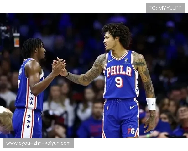 76人全队合练照曝光团队氛围良好,76人球员合照 76人全队合练照曝光团队氛围良好,76人球员合照